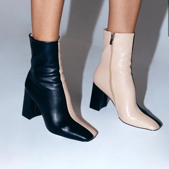 PRINCESS POLLY | Two Sided Story Boots in Black & Cream🖤 - Picture 2 of 13